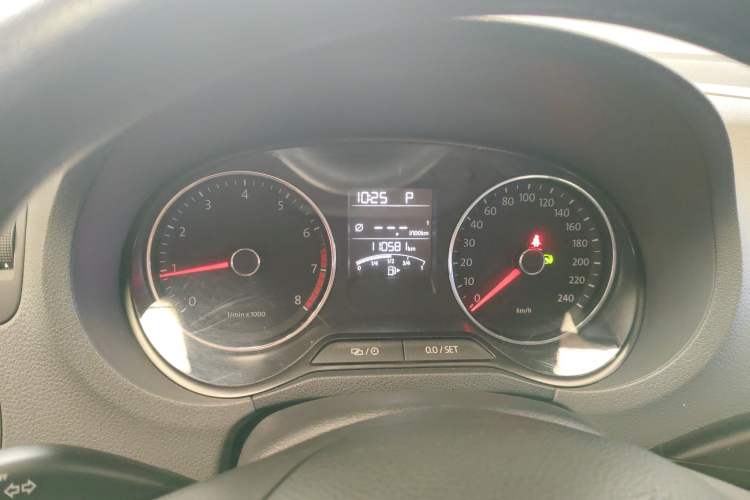 Used Volkswagen Polo 2014 1.6L Automatic Comfort Edition