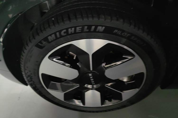 Used Zeekr MIX 2025 Intelligent Driving Version