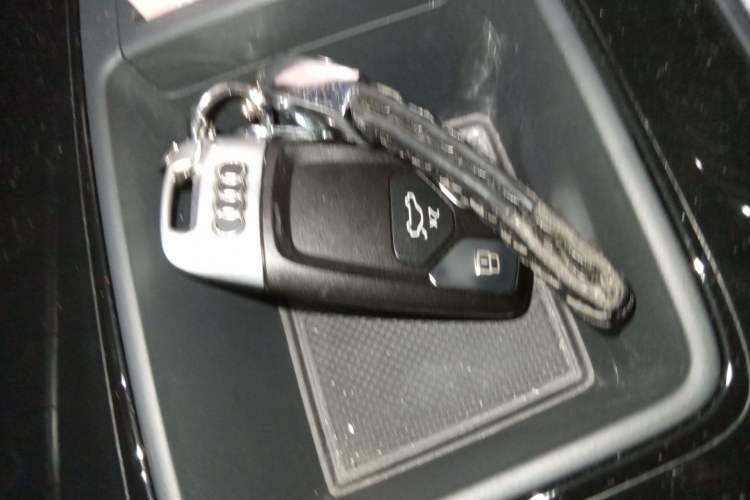 Used Audi Q5L 2021 40 TFSI Fashion Dynamic Model