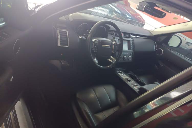 Used Land Rover Discovery 2017 3.0 SC V6 S
