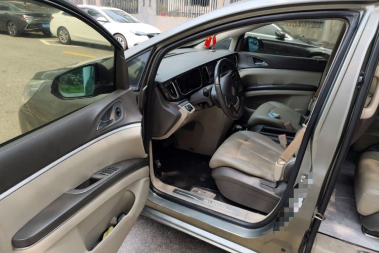 Used Buick GL8 2011 3.0L GT Luxury Business Haoya Edition Driver Seat