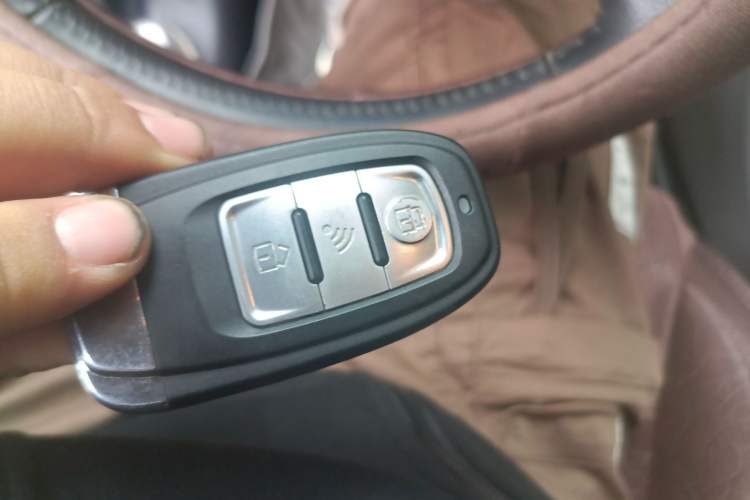 Used Citroen C5 2012 2.0L Automatic Luxury Edition Vehicle Key