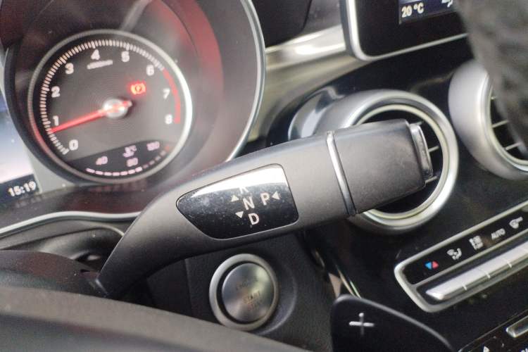 Used Mercedes-Benz GLC 2016 GLC 200 4MATIC Gear Lever