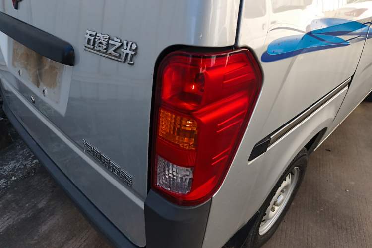 Used Wuling Zhiguang 2020 1.2L Practical Model China VI LSI