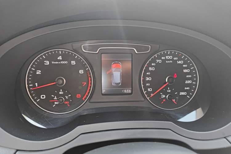 Used Audi Q3 2012 35 TFSI quattro Comfort Model
