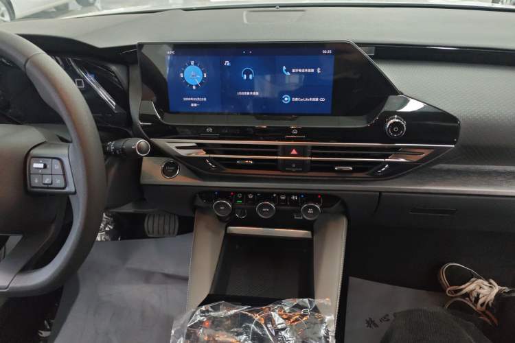 Used Citroen C5 X 2025 Model 1.6T Overseas Edition
