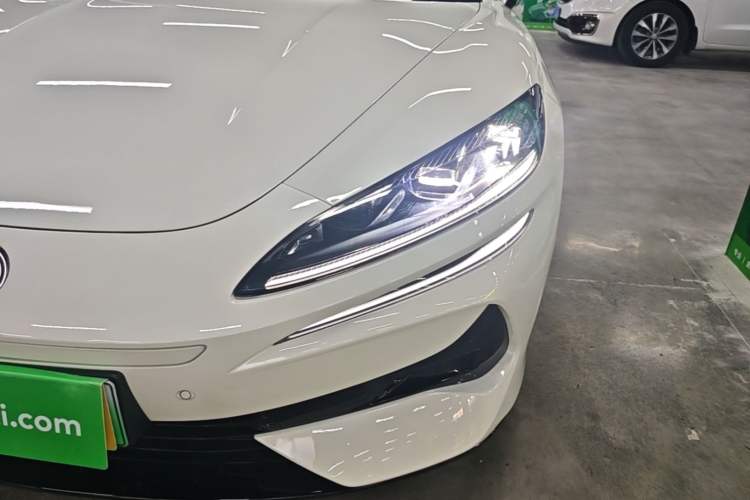 Used Denza Z9GT 2024 1100 Four-Wheel Drive Max Edition Left Front Headlight