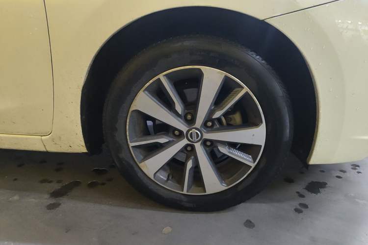 Used Nissan Lannia 2016 1.6L CVT Cool Edition
