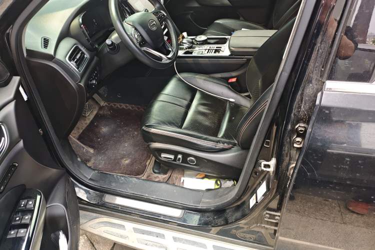 Used GAC Trumpchi GS8 2020 390T Two-Wheel Drive Luxury Smart Connectivity Version (7 Seats)