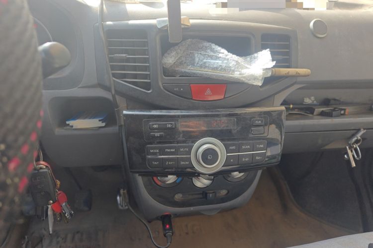 Used BAIC Weiwang 306 2011 1.3L Comfort version 7 seats
