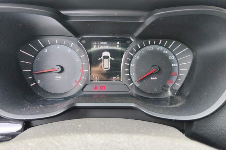 Used GAC Trumpchi GS4 2017 235T Manual Two-Wheel Drive Luxury Edition
