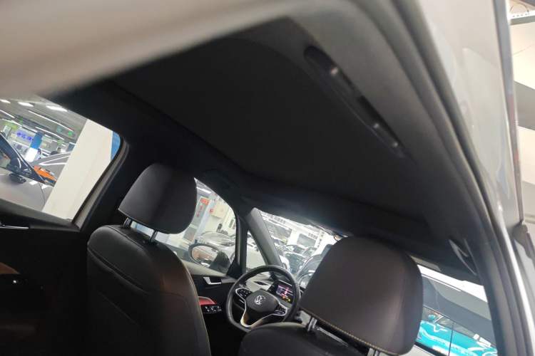 Used Volkswagen ID.3 2021 Pro Smart Edition Headliner