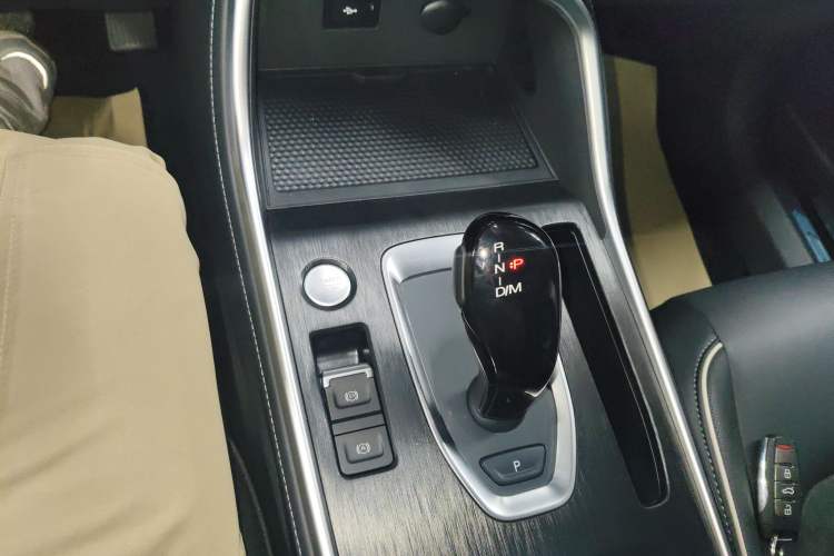 Used Haval H6 2023 National Trend Edition 1.5T Automatic Urban Version Gear Lever