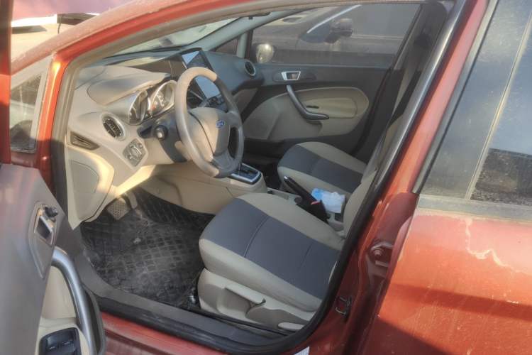 Used Ford Fiesta 2011 Hatchback 1.5L Automatic Fashion Edition