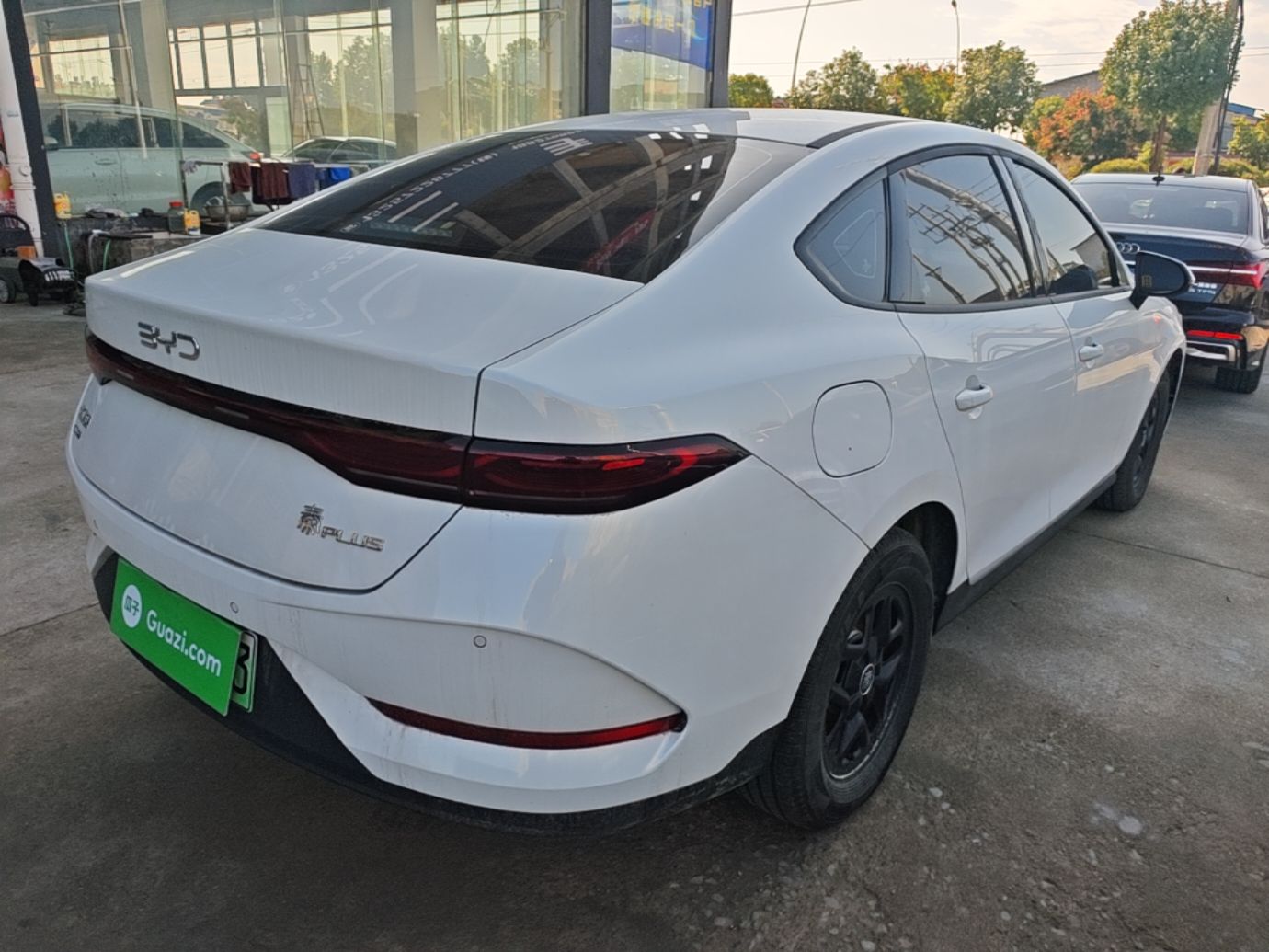 BYD Qin PLUS 2025 DM-i Smart Drive 55KM Leading Model — снимка 6