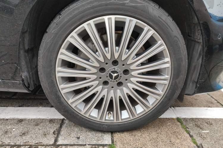 Used Mercedes-Benz E-Class 2020 E 300 L Luxury Model
