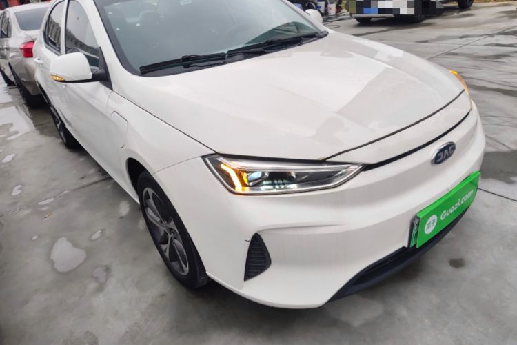 Used JAC Group iEVA50 2021 Battery-Swap Comfort Version Front Right 45 Deg