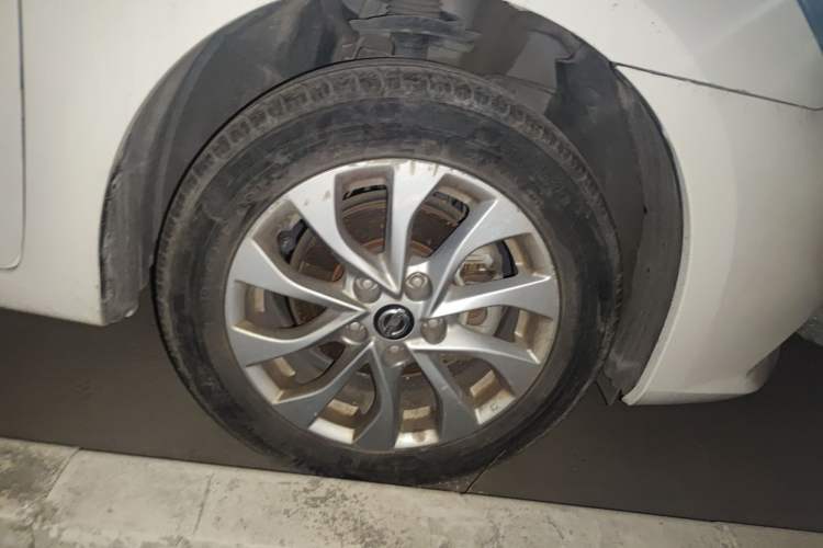 Used Nissan Sylphy 2018 1.6XV CVT Deluxe Edition Right Front Wheel Hub