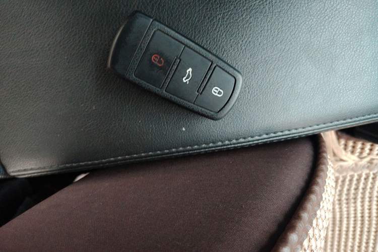 Used Volkswagen Magotan 2016 1.8TSI Luxury Comfort Model