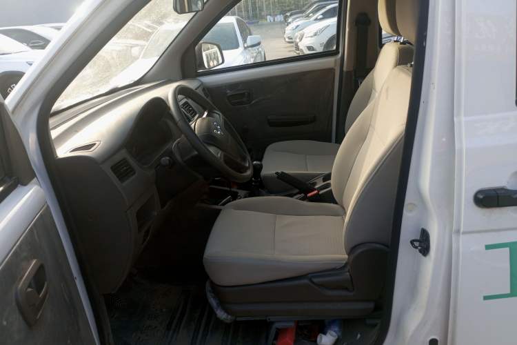 Used Wuling Rongguang V 2019 1.5L Practical Model China VI LAR