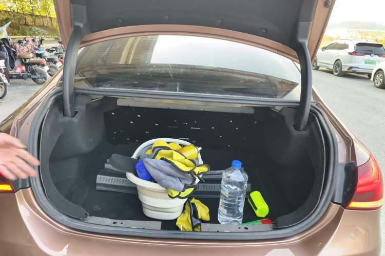 Used Mercedes-Benz A-Class 2020 Restyled A 200 L Sport Sedan Fashion Version