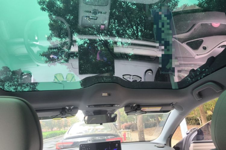 Used Geely Galaxy 8 2025 130km EM-i Deluxe Edition Headliner