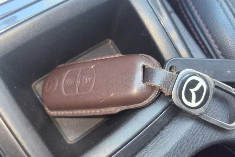 Used Mazda CX-5 2015 2.0L Automatic 4x4 Luxury Edition Vehicle Key