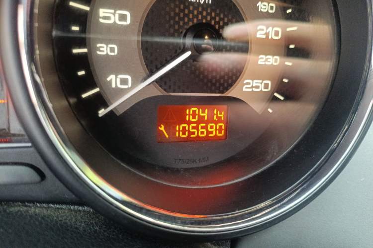 Used Peugeot RCZ 2011 1.6T Fashion Edition Odometer Close Up