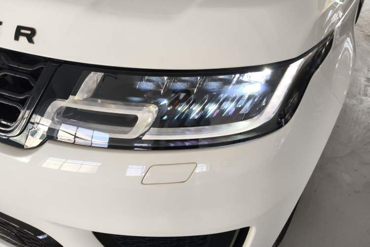 Used Land Rover Range Rover Sport 2022 3.0 L6 YAO Black Edition
