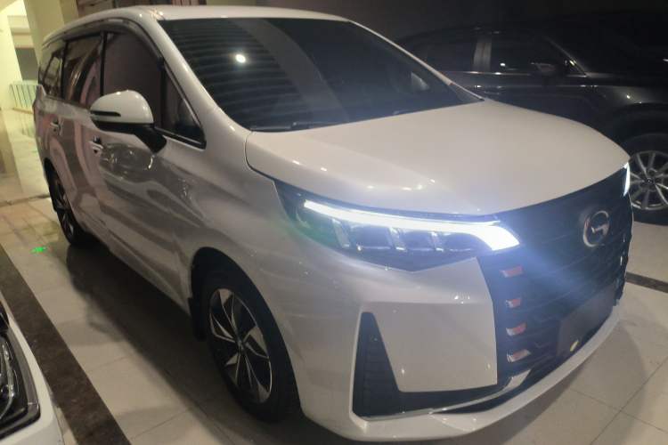 Used GAC Trumpchi M6 2021 PRO 270T Automatic Luxury Edition Front Right 45 Deg