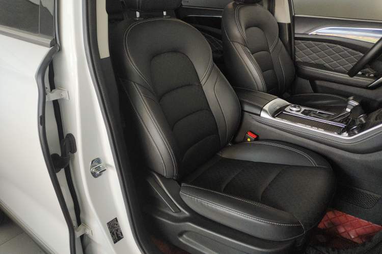 Used JETOUR X95 2023 Revised 1.6T DCT Ultimate Edition 7 Seats Right Front Seat