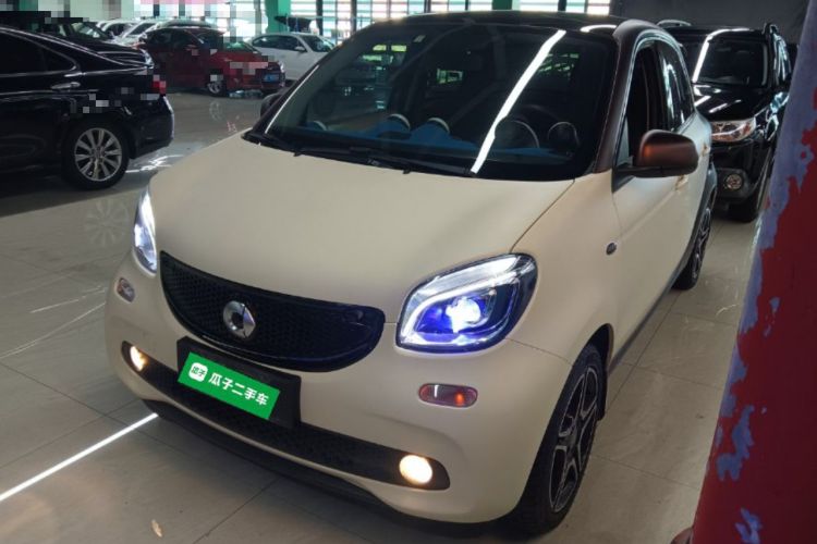 Used smart forfour 2016 0.9T 66 kW Ultimate Edition