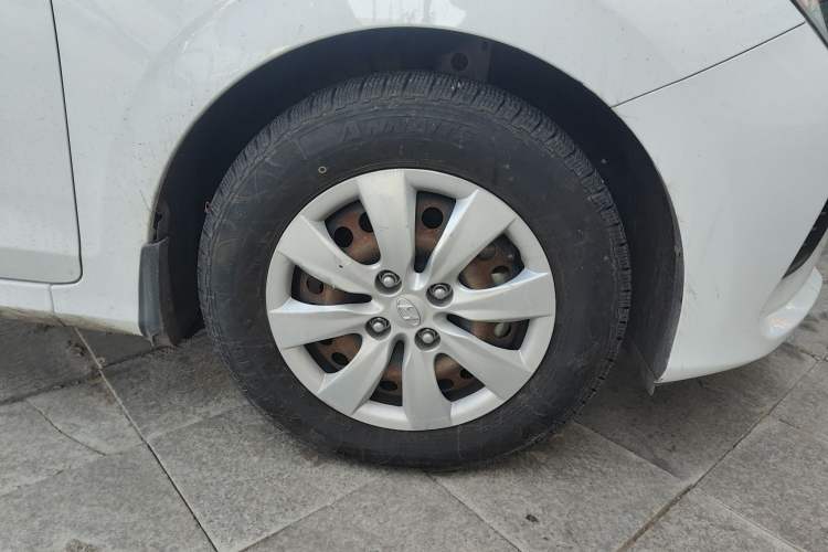 Used Hyundai Verna (older generation) 2017 1.4L Manual Refreshed Version China V Standard