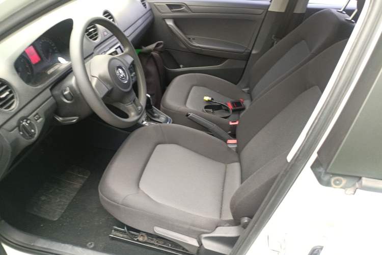 Used Volkswagen Jetta 2015 Value Edition 1.6L Automatic Fashion Version
