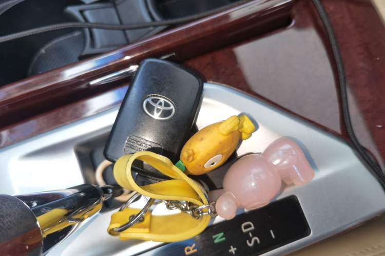 Used Toyota Camry 2012 2.5G Luxury Edition Vehicle Key