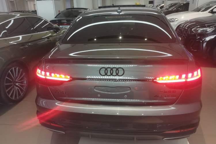 Used Audi A4L 2023 40 TFSI quattro Luxury Dynamic Edition
