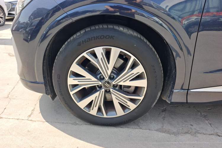 Used Audi Q4 e-tron 2024 40 e-tron Adventure Edition
