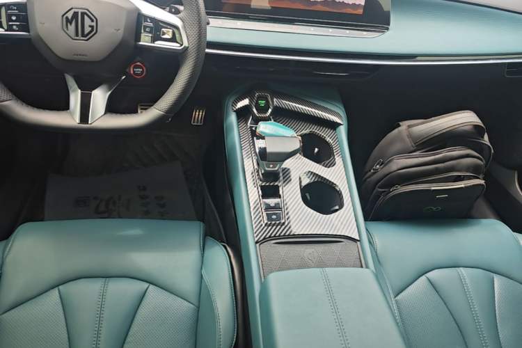Used MG 7 2023 2.0T Automatic Hunter Luxury Edition
