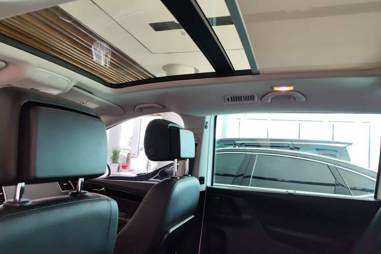 Used Volkswagen Sharan 2018 380TSI Luxury 7-Seater