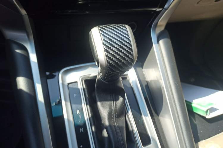 Used Mitsubishi Pajero  Gear Lever