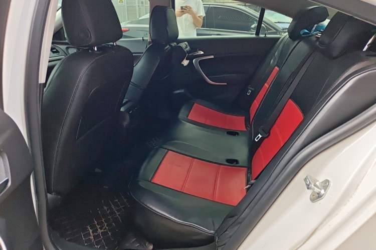 Used Buick Regal 2015 1.6T Leading Technology Model Left Rear Seat