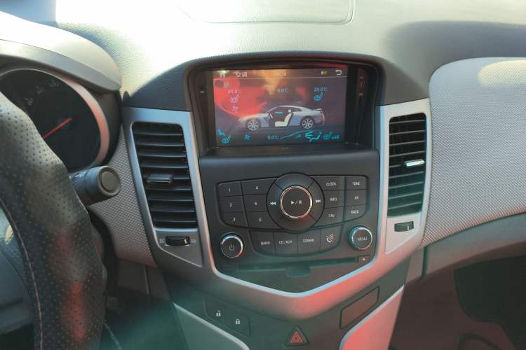 Used Chevrolet Cruze 2013 1.6L SE AT
