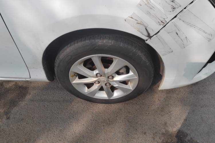 Used Toyota YARiS L Zhi Xuan 2014 1.5G Manual Xuan Dong Edition Right Front Wheel Hub