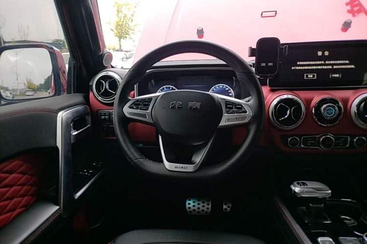 Used BAIC Off-Road BJ40 2020 2.0T Automatic Four-Wheel Drive Urban Hunter Edition Chivalrous Type
