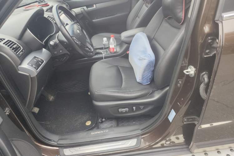 Used Kia Sorento 2013 2.4L 7-seat Gasoline Luxury Edition