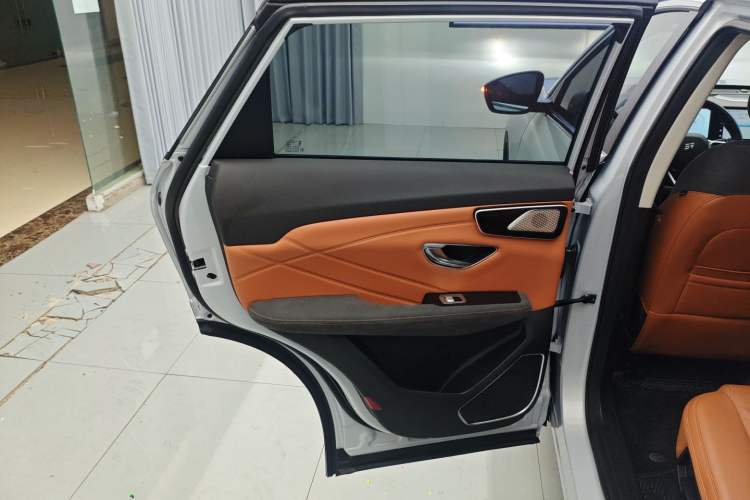 Used JETOUR Shanhai L7 2024 1.5T 120km ULTRA 7-Seater
