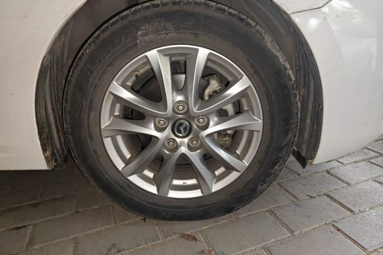 Used Mazda 3 Axela 2019 Cloud-Controlled Sedan 1.5L Automatic Luxury Model China VI Standard