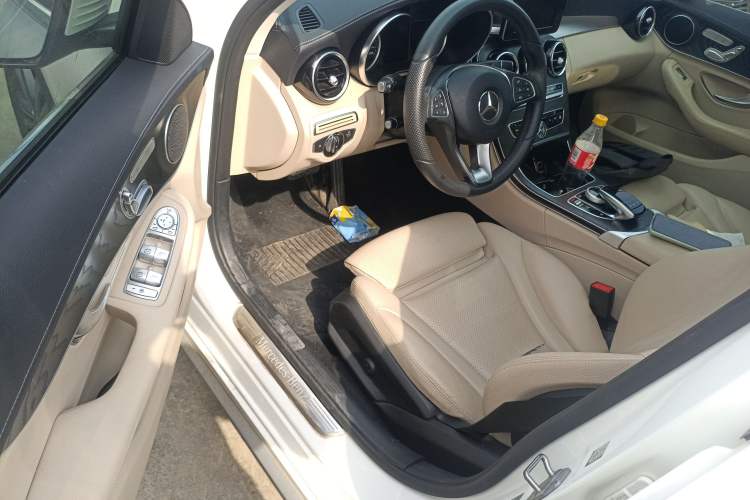 Used Mercedes-Benz C-Class 2016 C 200 L Sport Edition Driver Seat