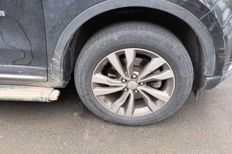 Used Geely Auto Emgrand X7 Sport 2016 1.8TD Automatic Smart Model Right Front Wheel Hub