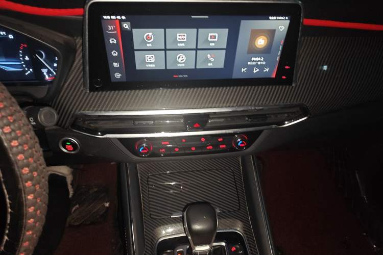 Used SAIC MAXUS D90 2017 2.0T Automatic All-Wheel Drive Sirius